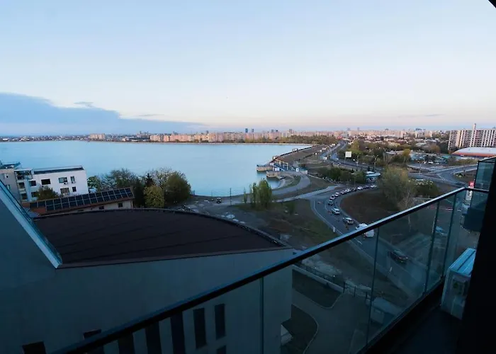 House By The 7 Bukarest