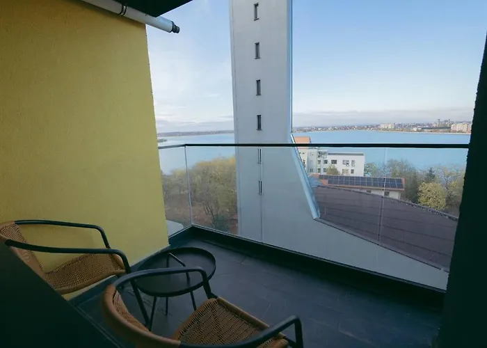 Appartement House By The 7 Boekarest
