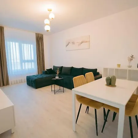 Apartment House By The 7 Bukarest